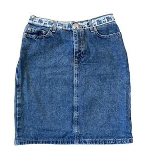 Vintage Tommy Hilfiger skirt- great condition!